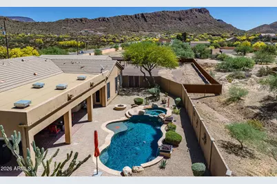 115 E Honda Bow Road, Phoenix, AZ 85086 - Photo 1