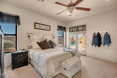 115 E Honda Bow Road, Phoenix, AZ 85086 - Photo 13