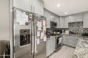 5209 N 18th Dr, Phoenix, AZ 85015 - Photo 11