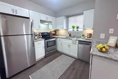 1741 E Pepper Circle #Apt 1, Mesa, AZ 85203 - Photo 3