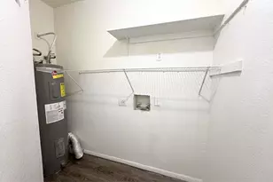 1741 E Pepper Cir, Mesa, AZ 85203 - Photo 9