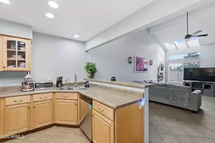 3302 E Aire Libre Ave, Phoenix, AZ 85032 - Photo 9