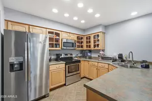 3302 E Aire Libre Ave, Phoenix, AZ 85032 - Photo 7