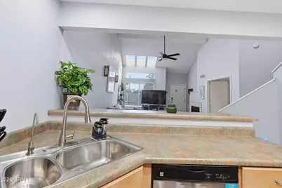 3302 E Aire Libre Avenue #102, Phoenix, AZ 85032 - Photo 13