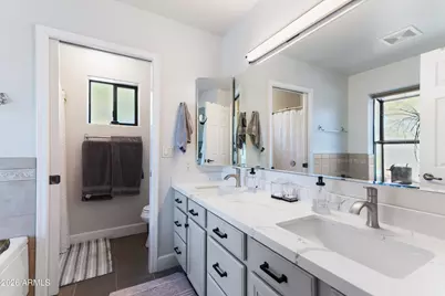 19216 N 29th Street, Phoenix, AZ 85050 - Photo 9