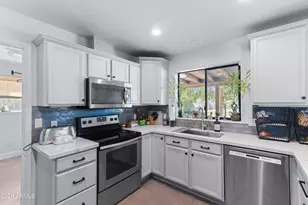 19216 N 29th St, Phoenix, AZ 85050 - Photo 5