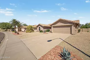9850 W Menadota Dr, Peoria, AZ 85382 - Photo 3