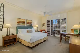 2802 E Camino Acequia Dr, Phoenix, AZ 85016 - Photo 9