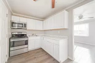 2 E Navajo Rd, Tucson, AZ 85705 - Photo 7