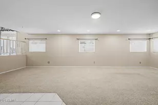 2760 W Kent Dr, Chandler, AZ 85224 - Photo 9