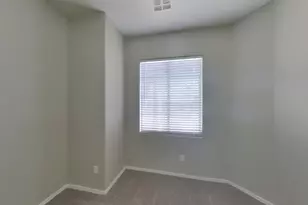 2836 S 66th Ave, Phoenix, AZ 85043 - Photo 9