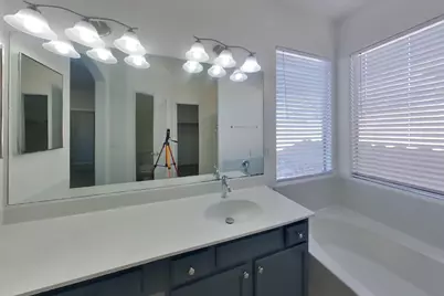 2836 S 66th Avenue, Phoenix, AZ 85043 - Photo 13