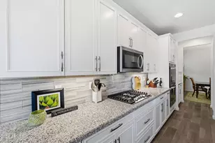 18762 W Christy Dr, Surprise, AZ 85388 - Photo 11