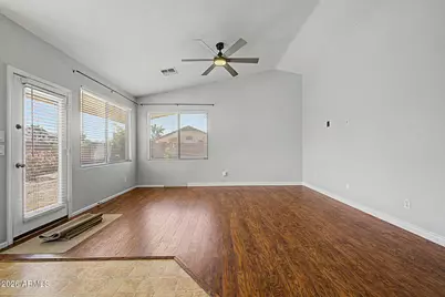 51 W Hereford Drive, San Tan Valley, AZ 85143 - Photo 5