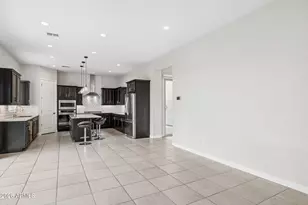 18316 N 65th Pl, Phoenix, AZ 85054 - Photo 9