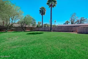 1326 E Avalon Dr, Phoenix, AZ 85014 - Photo 29