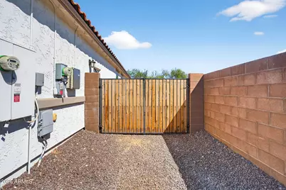 8450 W Medlock Drive, Glendale, AZ 85305 - Photo 5