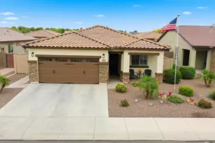 17214 W Orchid Ln, Waddell, AZ 85355 - Photo 3