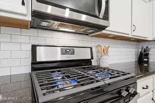 17214 W Orchid Ln, Waddell, AZ 85355 - Photo 9