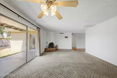 10632 N 49th Avenue, Glendale, AZ 85304 - Photo 9