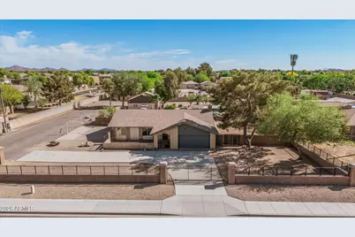 13143 E Ocotillo Road, Chandler, AZ 85249 - Photo 1