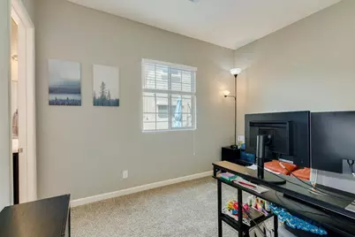 1367 S Country Club Drive #Unit 1069, Mesa, AZ 85210 - Photo 9