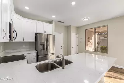 15930 W Autumn Circle, Surprise, AZ 85374 - Photo 19