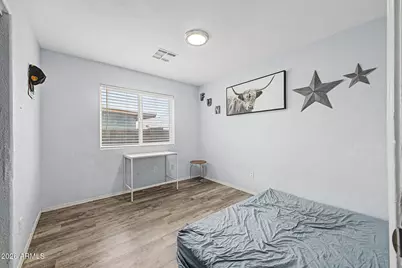 2722 E Marguerite Avenue, Phoenix, AZ 85040 - Photo 17