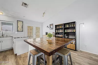 2722 E Marguerite Avenue, Phoenix, AZ 85040 - Photo 11