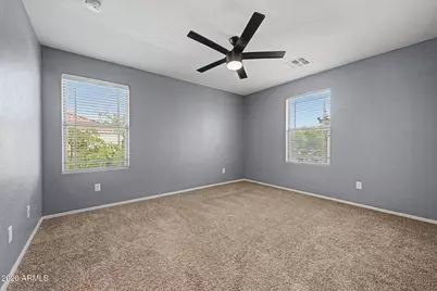 2954 E Donner Drive, Phoenix, AZ 85042 - Photo 11