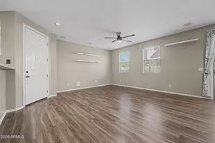2954 E Donner Dr, Phoenix, AZ 85042 - Photo 7