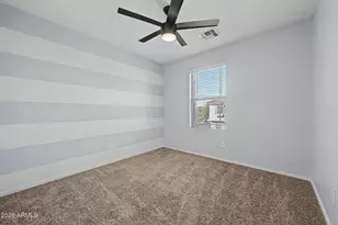 2954 E Donner Dr, Phoenix, AZ 85042 - Photo 17