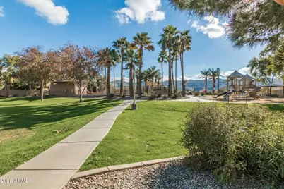 2954 E Donner Drive, Phoenix, AZ 85042 - Photo 39