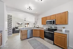 1994 S Spartan St, Gilbert, AZ 85233 - Photo 5