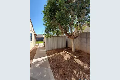 5513 W Folley Street, Chandler, AZ 85226 - Photo 17