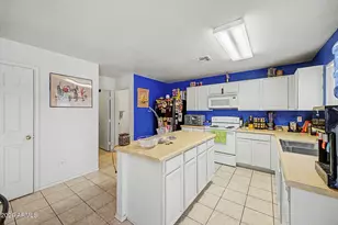 2607 W Bloch Rd, Phoenix, AZ 85041 - Photo 11