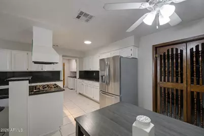 3107 W Montebello Avenue, Phoenix, AZ 85017 - Photo 13