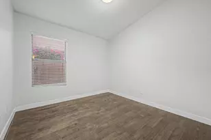 4309 E Abraham Ln, Phoenix, AZ 85050 - Photo 17