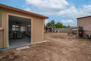4146 W Desert Hills Dr, Phoenix, AZ 85029 - Photo 29