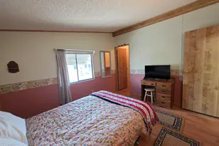 2233 E Behrend Dr, Phoenix, AZ 85024 - Photo 27