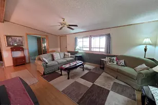 2233 E Behrend Dr, Phoenix, AZ 85024 - Photo 13