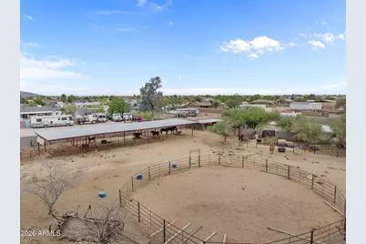 2414 S 220th Lane, Buckeye, AZ 85326 - Photo 9