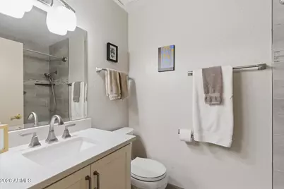 501 W Tonopah Drive #6, Phoenix, AZ 85027 - Photo 11