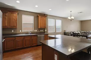 12227 W Jessie Ct, Sun City, AZ 85373 - Photo 7