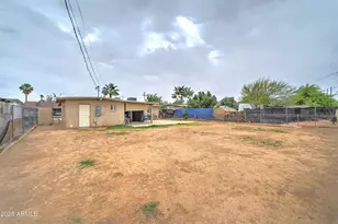 6430 S Montezuma St, Phoenix, AZ 85041 - Photo 23