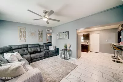 6430 S Montezuma Street, Phoenix, AZ 85041 - Photo 9