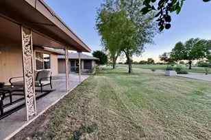 18442 N 104th Ave, Sun City, AZ 85373 - Photo 25