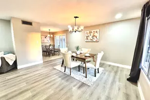 18442 N 104th Ave, Sun City, AZ 85373 - Photo 9