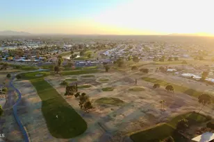 18442 N 104th Ave, Sun City, AZ 85373 - Photo 33