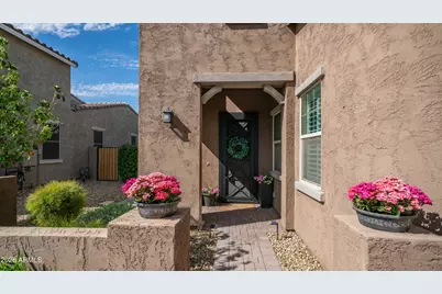 14036 W Desert Flower Drive, Goodyear, AZ 85395 - Photo 35